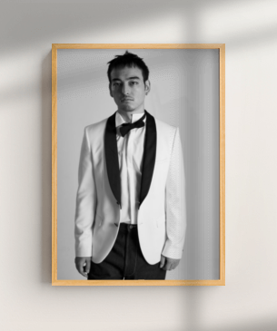 Quadro e poster Joji de Terno - Quadrorama